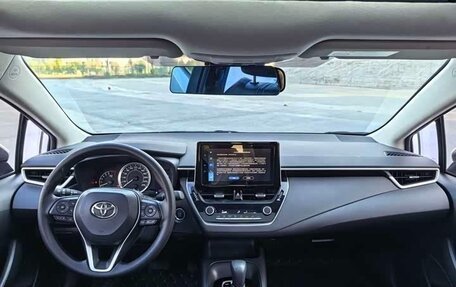 Toyota Corolla, 2023 год, 1 790 000 рублей, 10 фотография