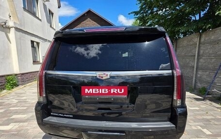 Cadillac Escalade IV, 2020 год, 5 300 000 рублей, 3 фотография