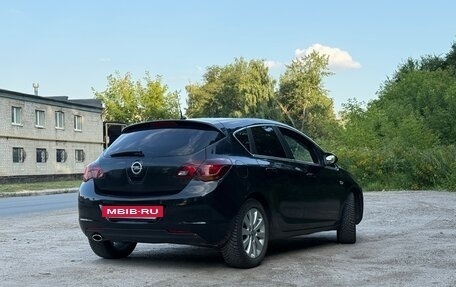 Opel Astra J, 2012 год, 600 000 рублей, 3 фотография