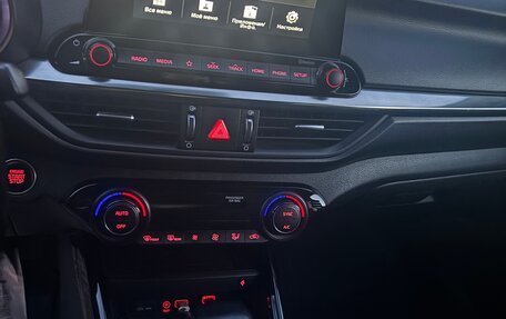 KIA Cerato IV, 2018 год, 1 700 000 рублей, 10 фотография
