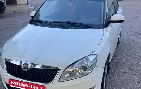 Skoda Fabia II, 2011 год, 395 000 рублей, 3 фотография