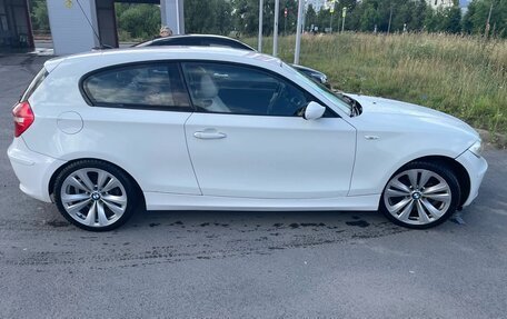 BMW 1 серия, 2008 год, 550 000 рублей, 3 фотография