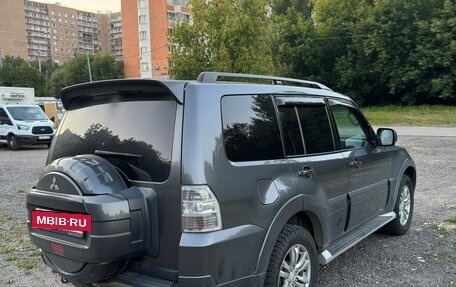 Mitsubishi Pajero IV, 2013 год, 2 490 000 рублей, 7 фотография
