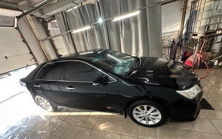 Toyota Camry, 2013 год, 1 700 000 рублей, 3 фотография
