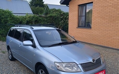 Toyota Corolla, 2005 год, 600 000 рублей, 3 фотография