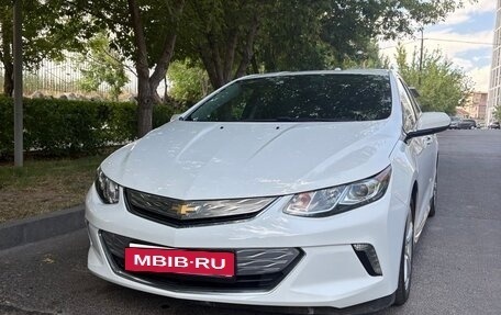 Chevrolet Volt II, 2018 год, 1 050 000 рублей, 2 фотография