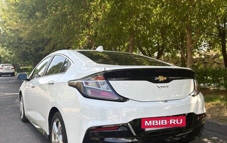 Chevrolet Volt II, 2018 год, 1 050 000 рублей, 4 фотография