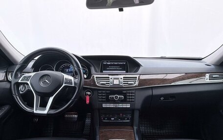 Mercedes-Benz E-Класс, 2013 год, 2 222 000 рублей, 11 фотография