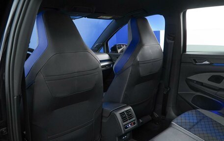 Volkswagen Golf R, 2021 год, 5 399 077 рублей, 11 фотография