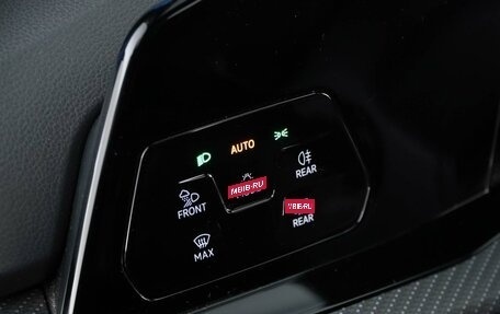 Volkswagen Golf R, 2021 год, 5 399 077 рублей, 17 фотография