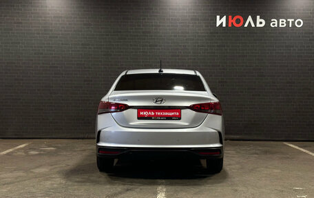 Hyundai Solaris II рестайлинг, 2021 год, 1 300 000 рублей, 6 фотография