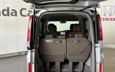 Honda Stepwgn IV, 2015 год, 1 350 000 рублей, 8 фотография