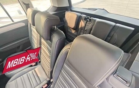 Volkswagen Touran III, 2022 год, 1 590 000 рублей, 18 фотография