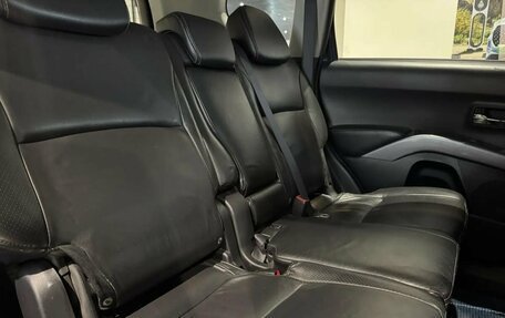 Mitsubishi Outlander III рестайлинг 3, 2008 год, 1 020 000 рублей, 9 фотография