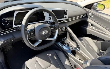 Hyundai Elantra, 2026 год, 1 800 008 рублей, 7 фотография