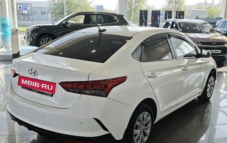 Hyundai Solaris II рестайлинг, 2021 год, 1 399 000 рублей, 4 фотография