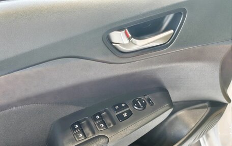 Hyundai Solaris II рестайлинг, 2021 год, 1 399 000 рублей, 7 фотография