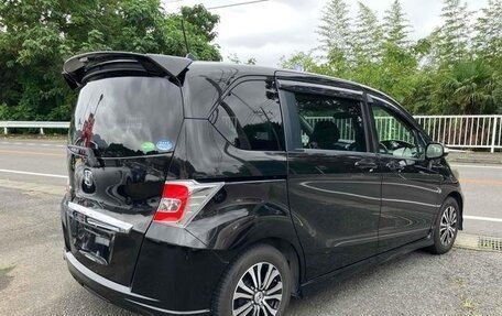 Honda Freed I, 2014 год, 880 000 рублей, 4 фотография