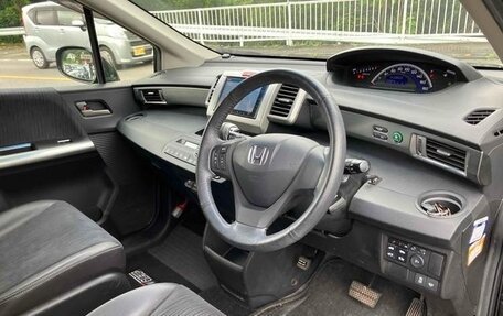 Honda Freed I, 2014 год, 880 000 рублей, 14 фотография