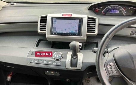 Honda Freed I, 2014 год, 880 000 рублей, 9 фотография