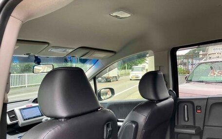 Honda Freed I, 2014 год, 880 000 рублей, 18 фотография