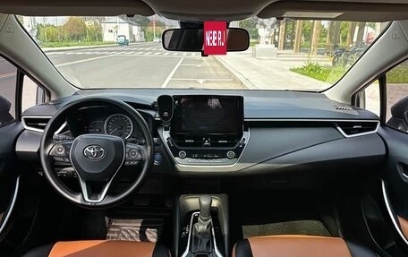 Toyota Corolla, 2023 год, 1 750 000 рублей, 2 фотография