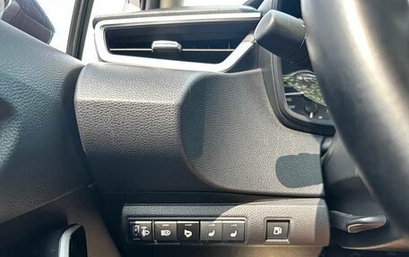 Toyota Corolla, 2023 год, 1 750 000 рублей, 17 фотография