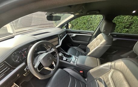Volkswagen Touareg III, 2019 год, 5 190 000 рублей, 15 фотография