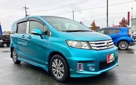 Honda Freed I, 2013 год, 790 000 рублей, 3 фотография