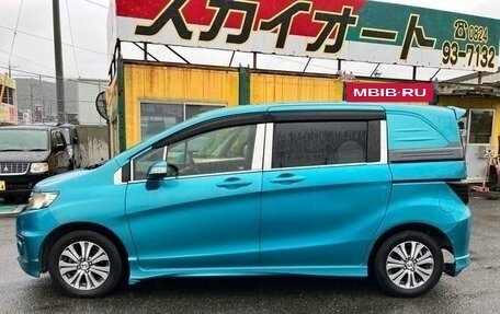 Honda Freed I, 2013 год, 790 000 рублей, 7 фотография