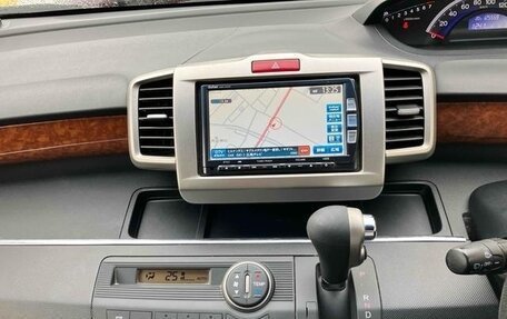 Honda Freed I, 2013 год, 790 000 рублей, 18 фотография