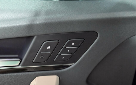 Audi Q5, 2018 год, 3 350 000 рублей, 13 фотография