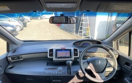 Honda Freed I, 2013 год, 850 000 рублей, 21 фотография