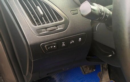 Hyundai ix35 I рестайлинг, 2011 год, 1 350 000 рублей, 7 фотография