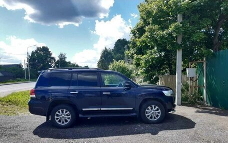 Toyota Land Cruiser 200, 2016 год, 5 600 000 рублей, 4 фотография