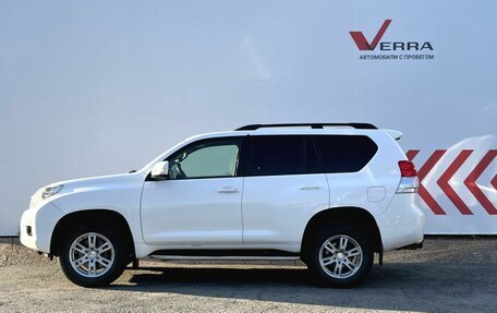 Toyota Land Cruiser Prado 150 рестайлинг 2, 2012 год, 2 610 000 рублей, 2 фотография