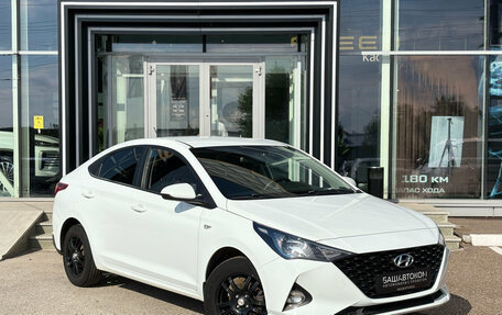 Hyundai Solaris II рестайлинг, 2020 год, 1 550 000 рублей, 3 фотография