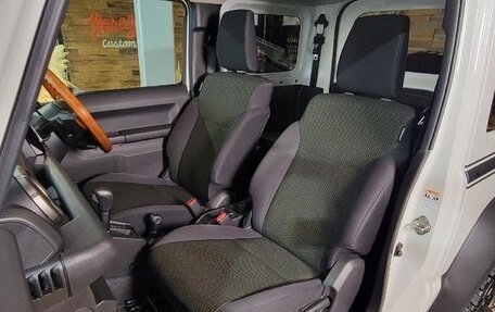 Suzuki Jimny, 2023 год, 1 599 017 рублей, 9 фотография