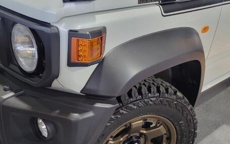 Suzuki Jimny, 2023 год, 1 599 017 рублей, 38 фотография