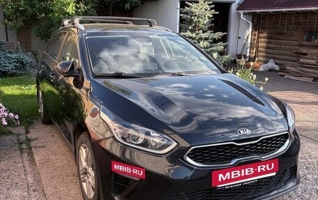 KIA cee'd III, 2020 год, 1 800 000 рублей, 2 фотография