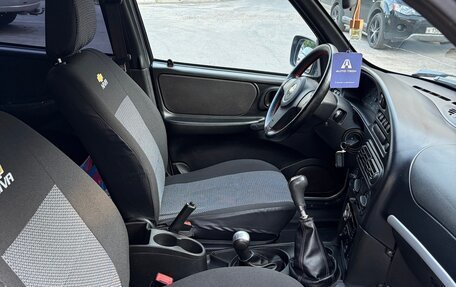 Chevrolet Niva I рестайлинг, 2015 год, 670 000 рублей, 7 фотография