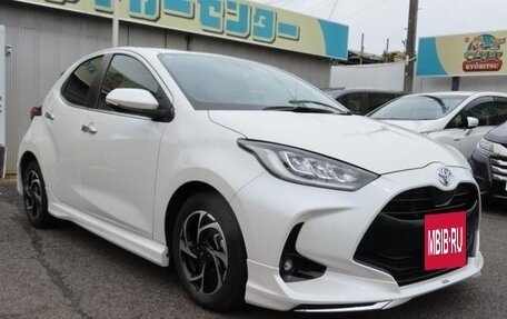 Toyota Yaris, 2023 год, 1 150 400 рублей, 3 фотография