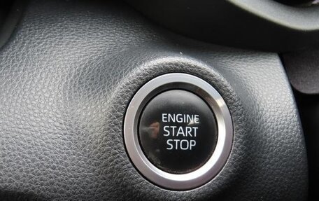 Toyota Yaris, 2023 год, 1 150 400 рублей, 26 фотография