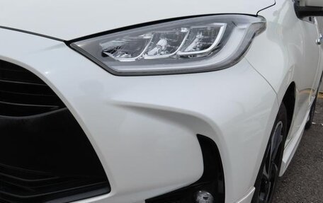 Toyota Yaris, 2023 год, 1 150 400 рублей, 39 фотография