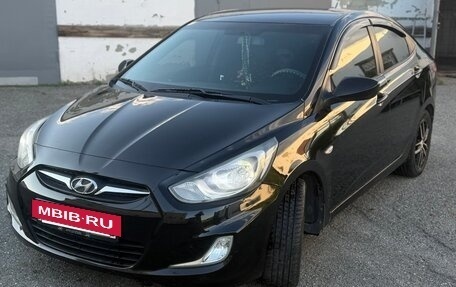 Hyundai Solaris II рестайлинг, 2011 год, 750 000 рублей, 2 фотография