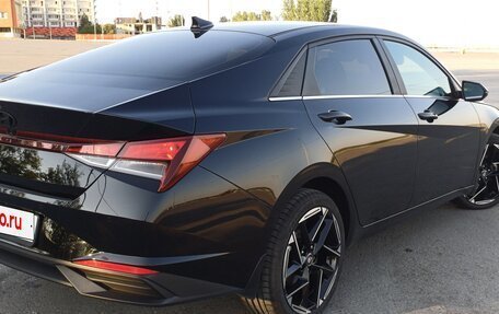 Hyundai Elantra, 2021 год, 2 000 000 рублей, 5 фотография