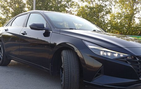 Hyundai Elantra, 2021 год, 2 000 000 рублей, 7 фотография