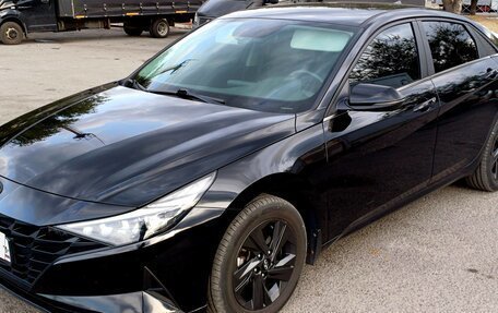 Hyundai Elantra, 2021 год, 2 000 000 рублей, 16 фотография