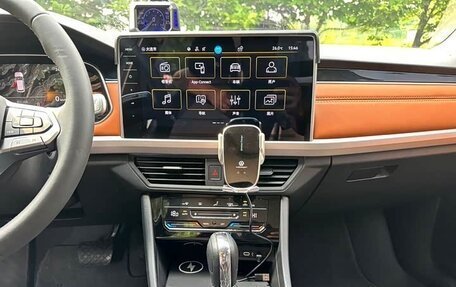 Volkswagen Bora, 2023 год, 1 400 000 рублей, 8 фотография