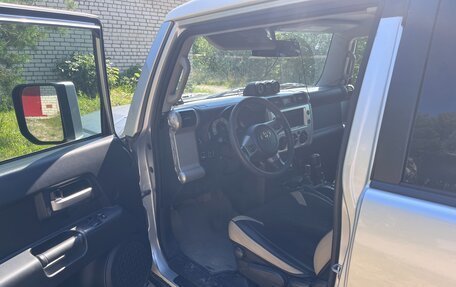 Toyota FJ Cruiser, 2007 год, 2 200 000 рублей, 1 фотография